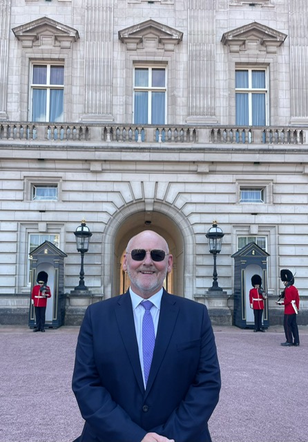 Will at Buck Palace 05