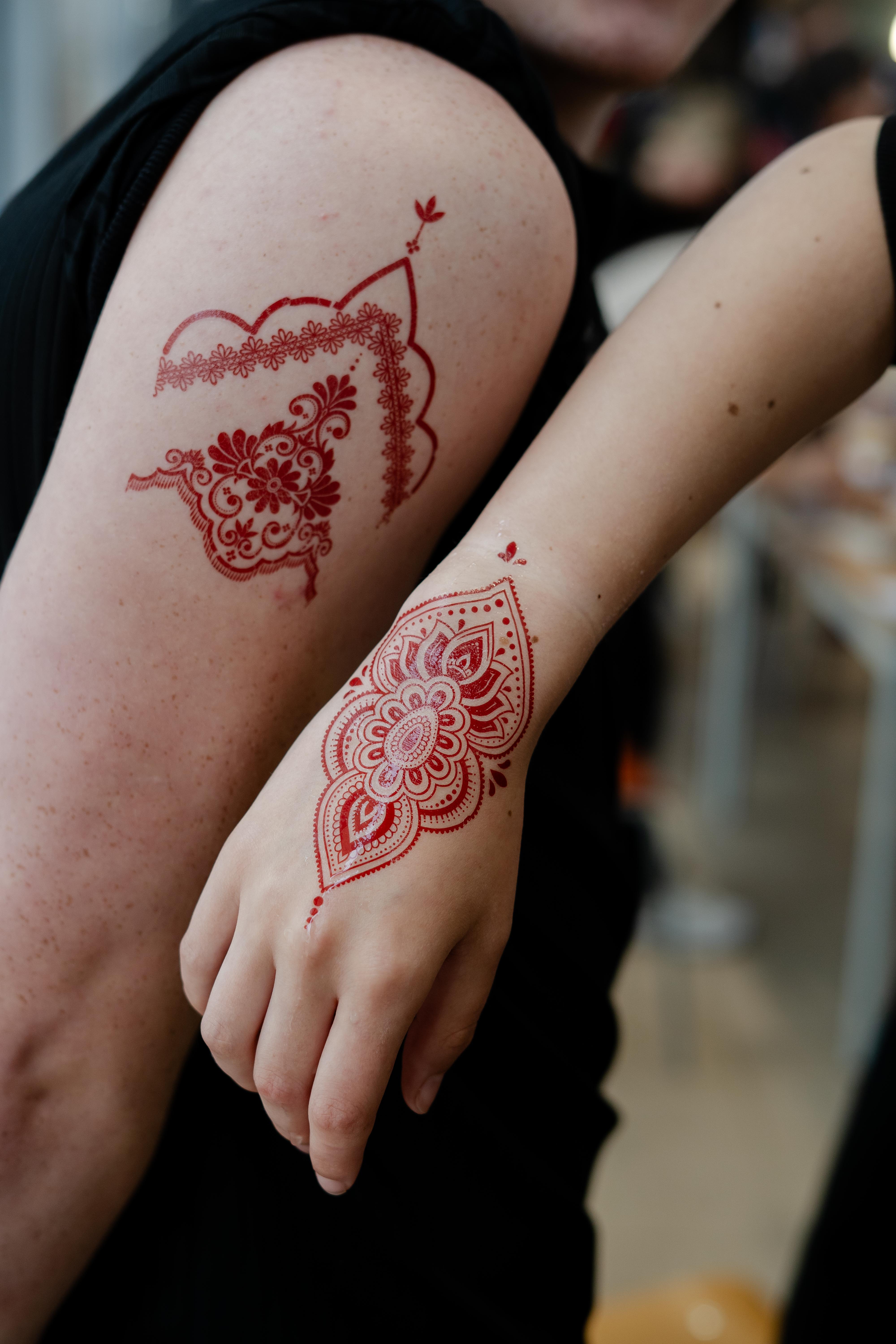 henna tattoos.jpg