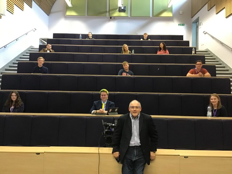 Robert Halfon MP visits Harlow College